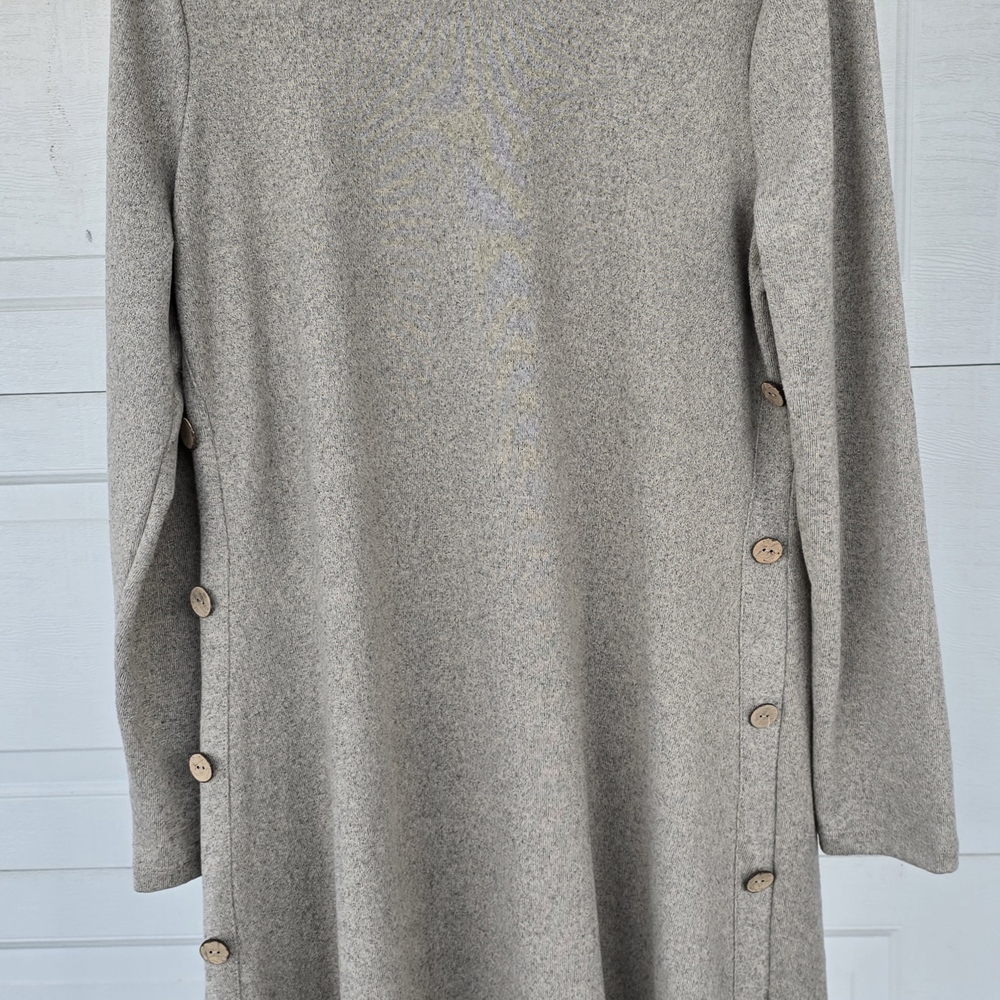 Size Large Classic Taupe Long Sleeve Button-Trim Dress